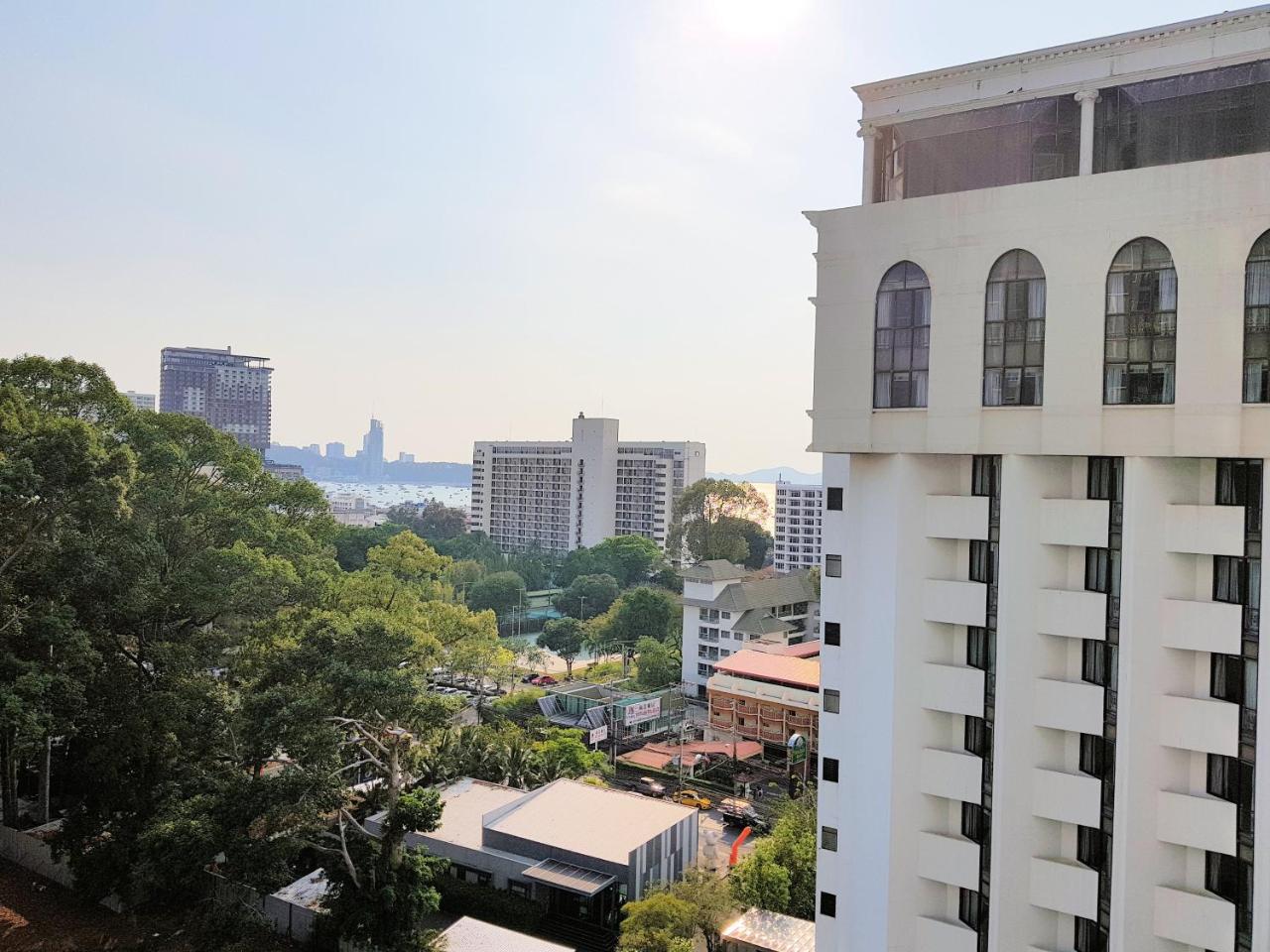 Centric Sea By Pattaya Holiday Bang Lamung Exterior foto